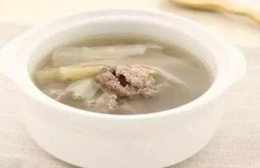 川贝和什么一起炖可以治咳嗽 川贝和什么一起炖可以治咳嗽