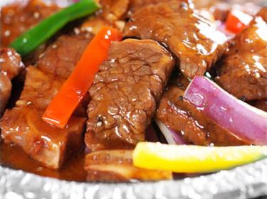 反流性食管炎是怎么引起的