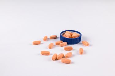 腰椎间盘突出吃布洛芬有效吗