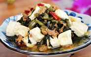 产后减肥食谱推荐——雪菜肉末蒸豆腐